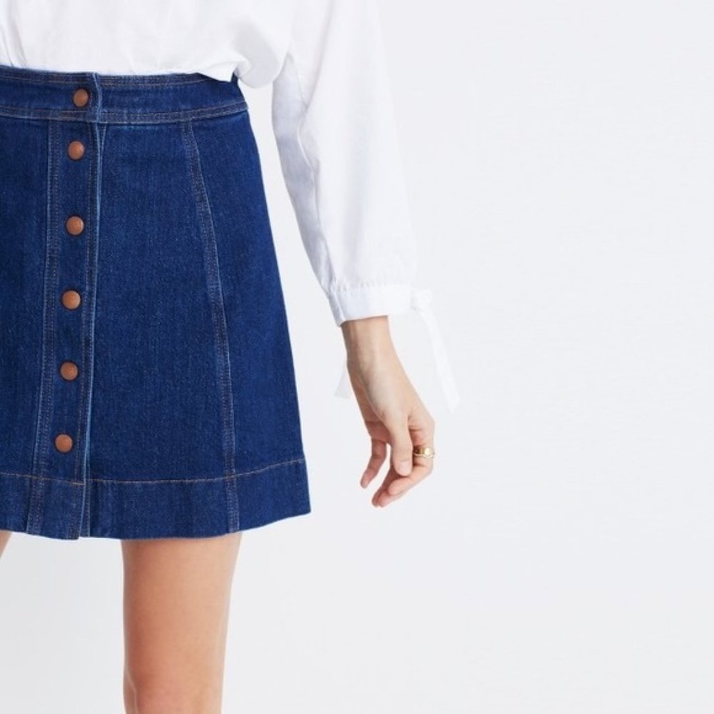 Madewell blue denim snaps front a-line mini skirt